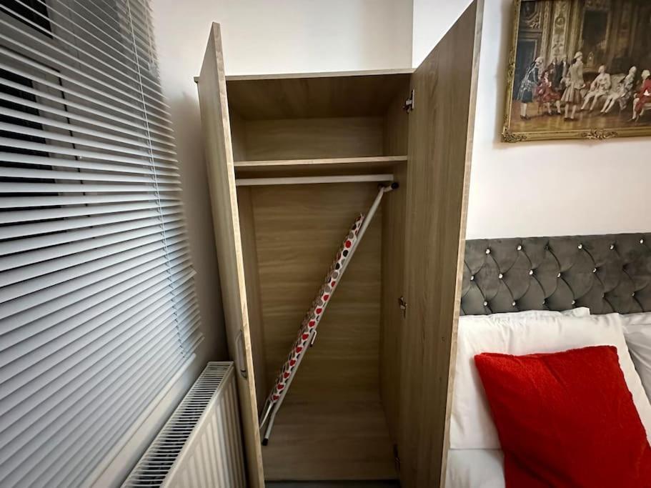 Parkside Stay North London - Victoria Line Экстерьер фото